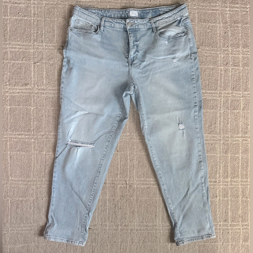 TIME AND TRU • Light Washed Distressed Boyfriend Jeans
